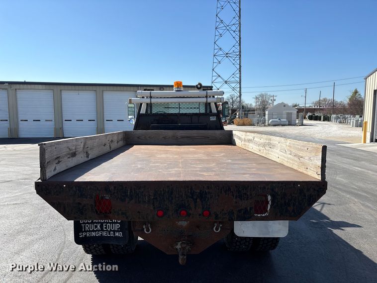 image for item FG0214 1992 Ford F800 dump flatbed truck