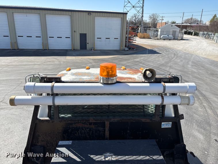 image for item FG0214 1992 Ford F800 dump flatbed truck