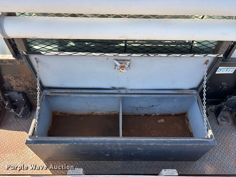 image for item FG0214 1992 Ford F800 dump flatbed truck