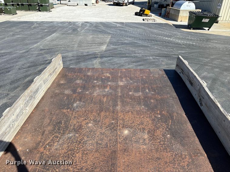 image for item FG0214 1992 Ford F800 dump flatbed truck