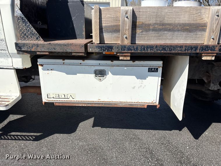 image for item FG0214 1992 Ford F800 dump flatbed truck