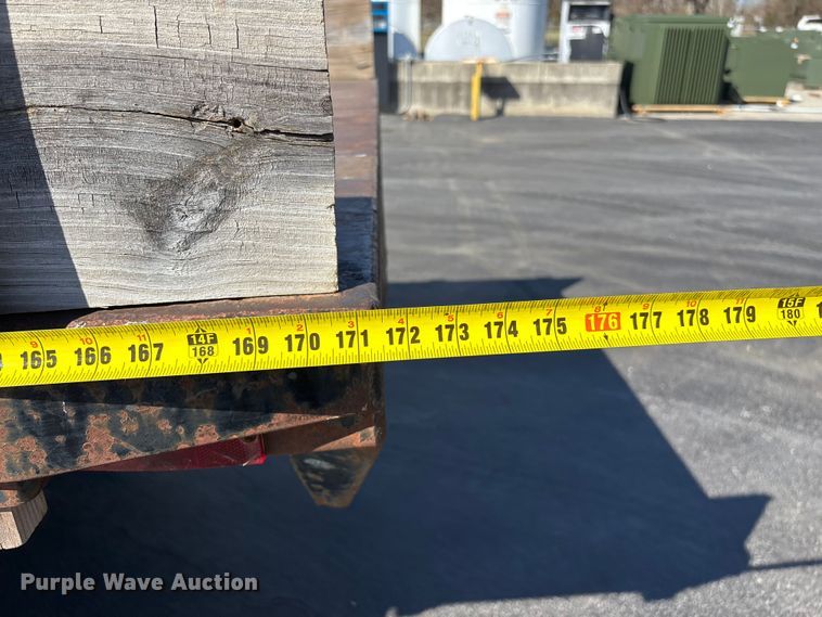 image for item FG0214 1992 Ford F800 dump flatbed truck