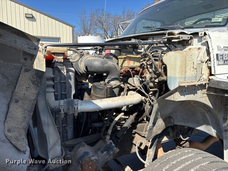 image for item FG0214 1992 Ford F800 dump flatbed truck