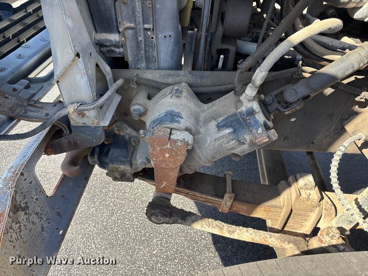 image for item FG0214 1992 Ford F800 dump flatbed truck