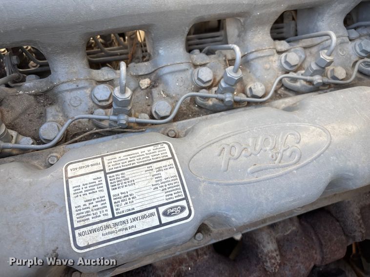 image for item FG0214 1992 Ford F800 dump flatbed truck