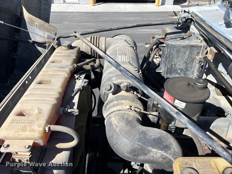 image for item FG0214 1992 Ford F800 dump flatbed truck