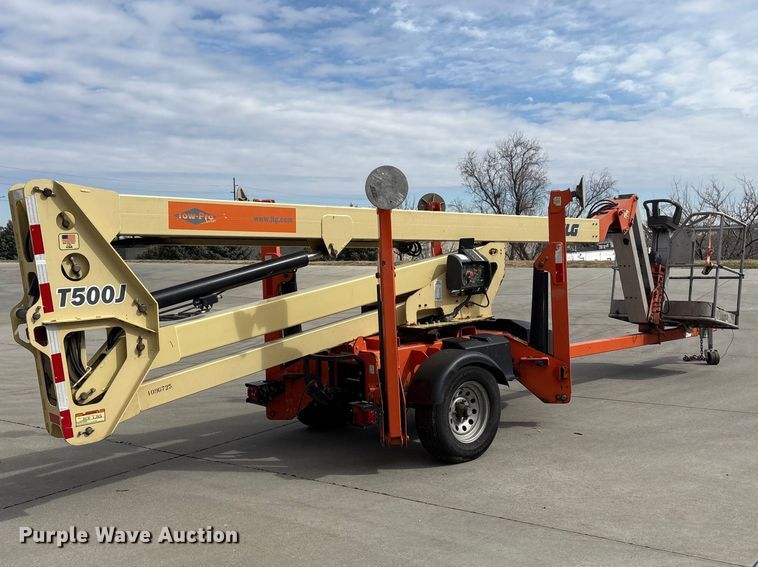 image for item FG2745 2009 JLG T500 boom lift