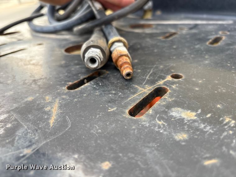 image for item FG2745 2009 JLG T500 boom lift