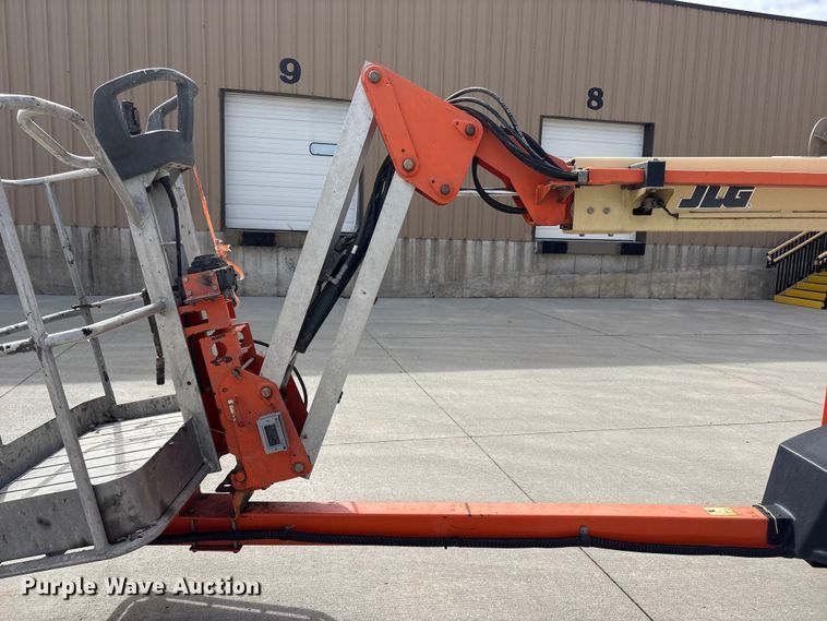 image for item FG2745 2009 JLG T500 boom lift