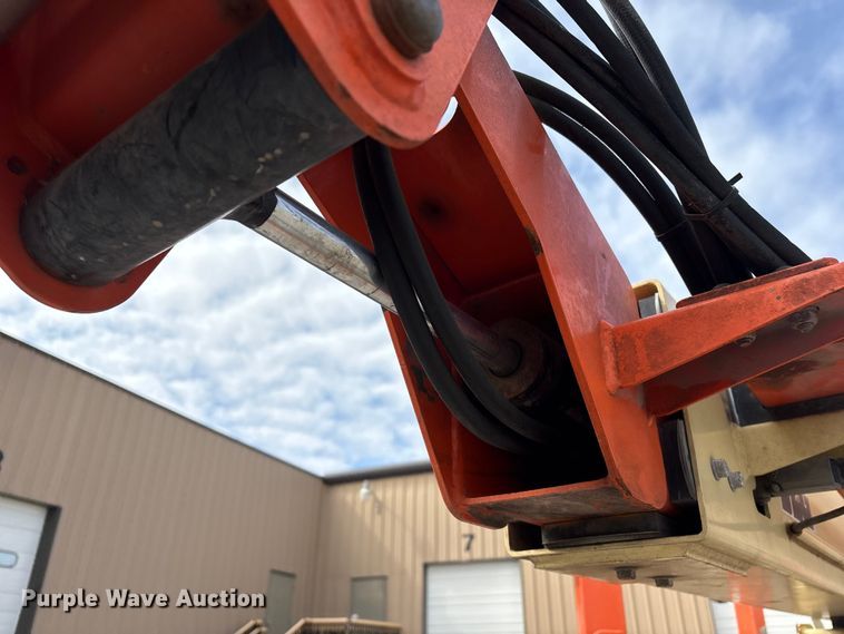 image for item FG2745 2009 JLG T500 boom lift