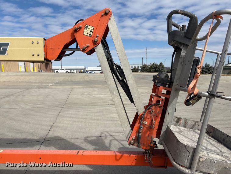 image for item FG2745 2009 JLG T500 boom lift