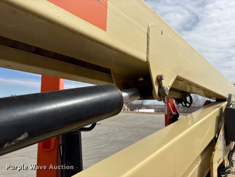 image for item FG2745 2009 JLG T500 boom lift