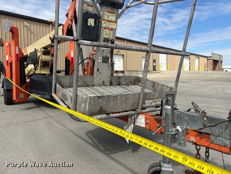 image for item FG2745 2009 JLG T500 boom lift