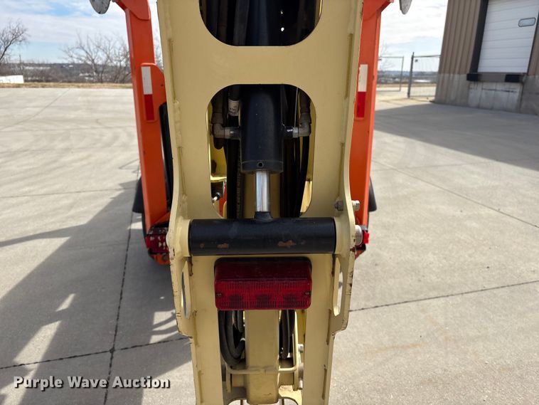 image for item FG2745 2009 JLG T500 boom lift