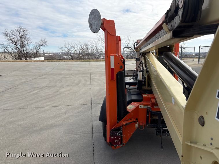 image for item FG2745 2009 JLG T500 boom lift