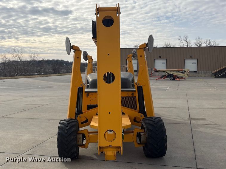 image for item FG2746 2015 Haulotte 55XA boom lift