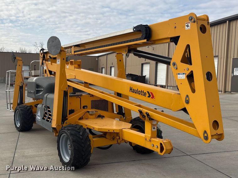 image for item FG2746 2015 Haulotte 55XA boom lift