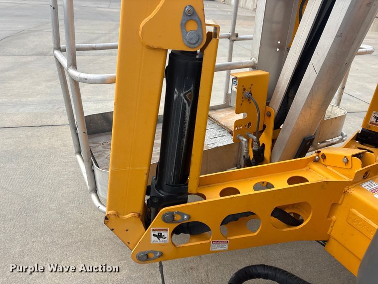 image for item FG2746 2015 Haulotte 55XA boom lift