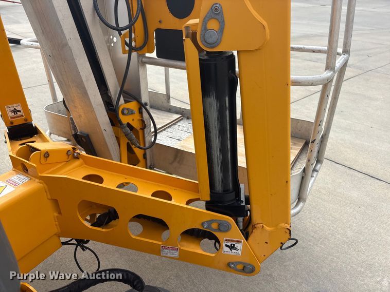 image for item FG2746 2015 Haulotte 55XA boom lift