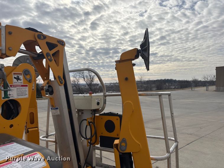 image for item FG2746 2015 Haulotte 55XA boom lift