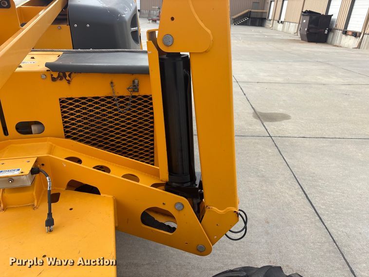 image for item FG2746 2015 Haulotte 55XA boom lift