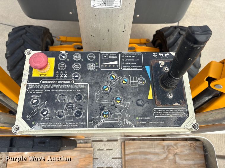 image for item FG2746 2015 Haulotte 55XA boom lift