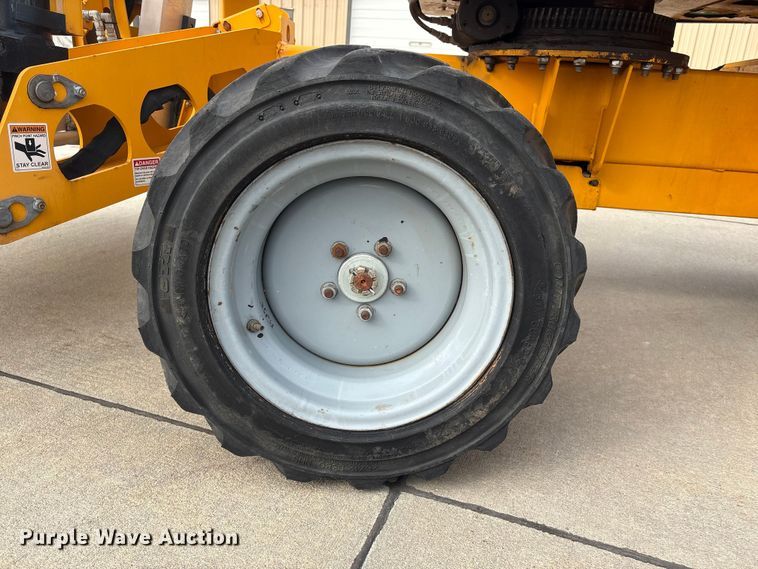 image for item FG2746 2015 Haulotte 55XA boom lift