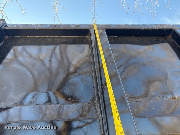 image for item FG2772 2007 Mack CV713 dump truck