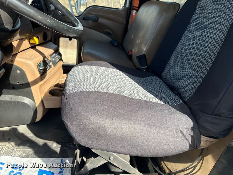 image for item FG2772 2007 Mack CV713 dump truck