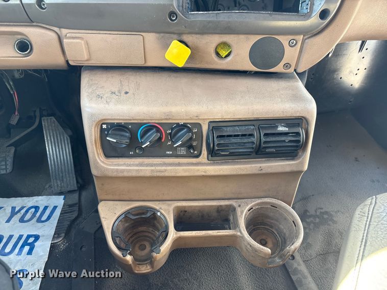 image for item FG2772 2007 Mack CV713 dump truck