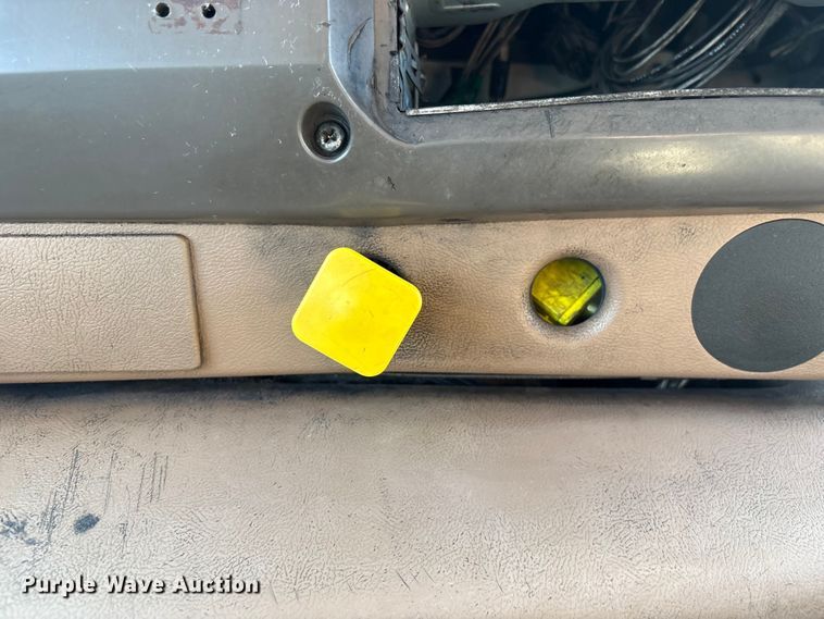 image for item FG2772 2007 Mack CV713 dump truck