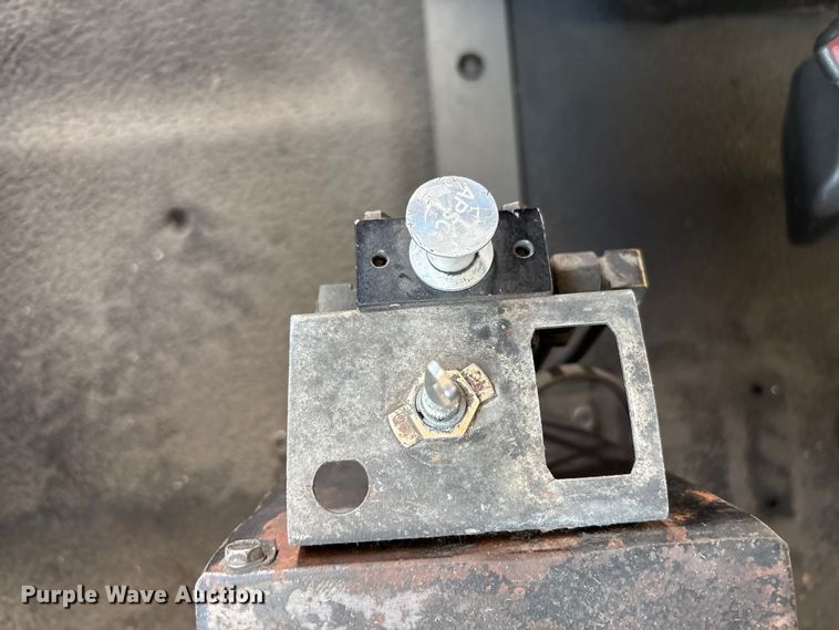 image for item FG2772 2007 Mack CV713 dump truck