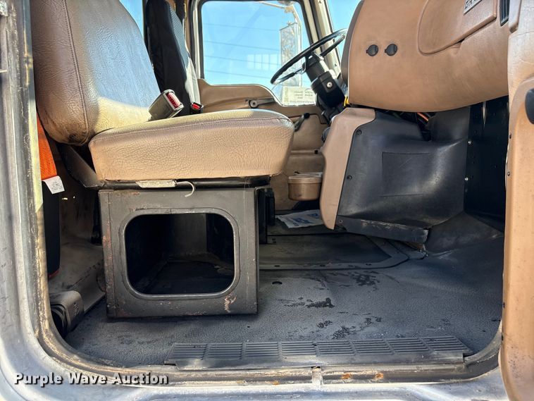 image for item FG2772 2007 Mack CV713 dump truck