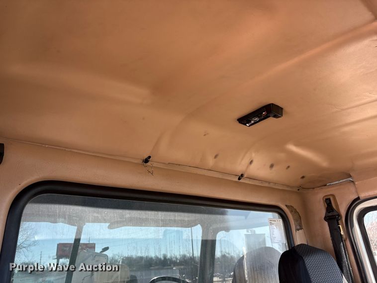 image for item FG2772 2007 Mack CV713 dump truck