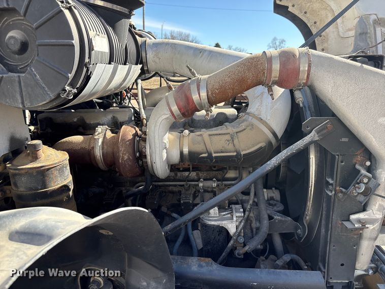 image for item FG2772 2007 Mack CV713 dump truck