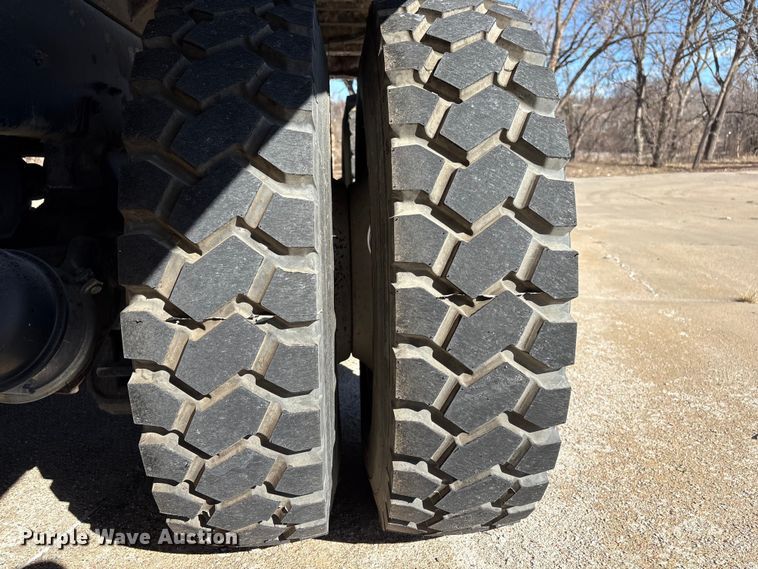 image for item FG2772 2007 Mack CV713 dump truck