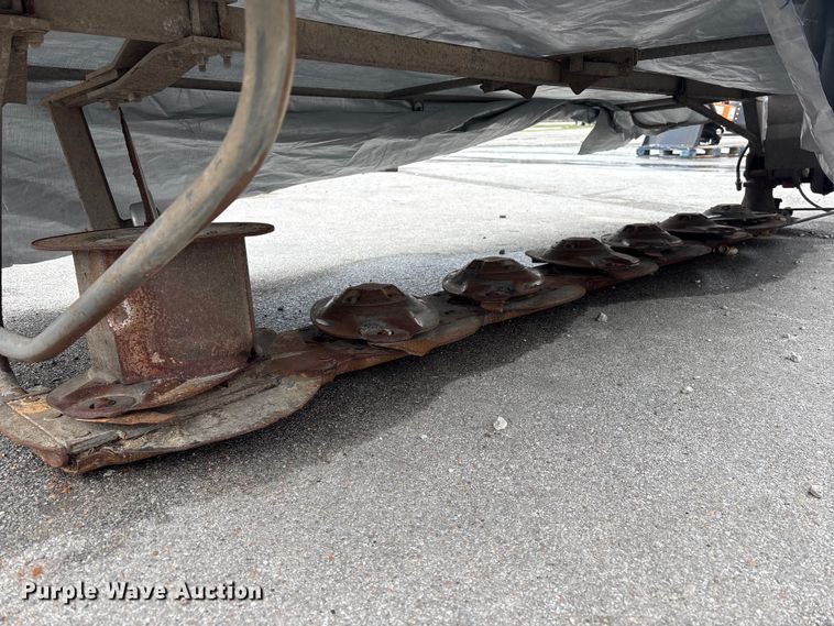 image for item FG2857 AGCO DM287 disc mower