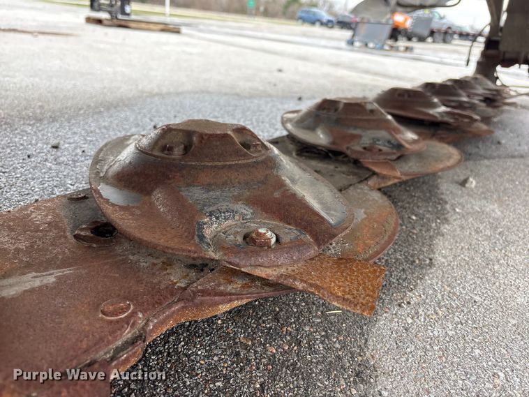 image for item FG2857 AGCO DM287 disc mower