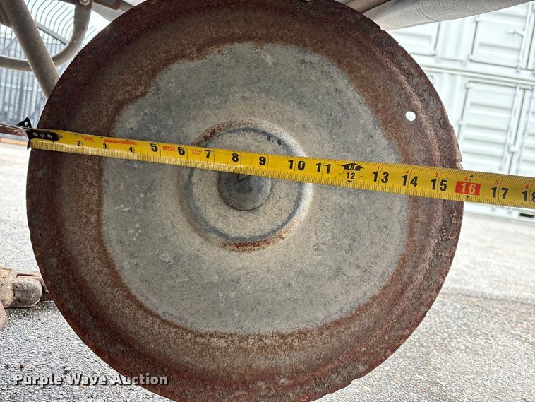 image for item FG2857 AGCO DM287 disc mower