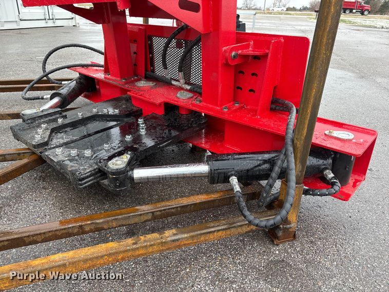 image for item FG2858 2025 Giyi TS29 skid steer tree shear