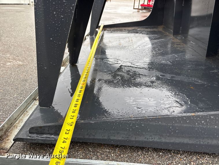 image for item FG2859 2025 Wolverine GB-11-72W skid steer grapple bucket