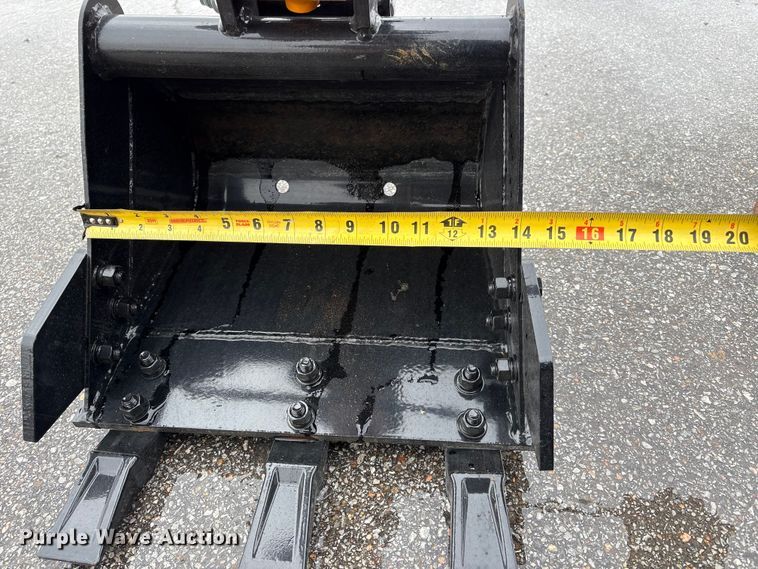 image for item FG2862 2026 Vicsec L13 wheeled mini excavator