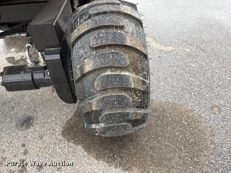 image for item FG2862 2026 Vicsec L13 wheeled mini excavator