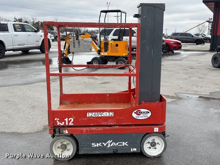 image for item FG2863 2017 SkyJack SJ12 vertical lift