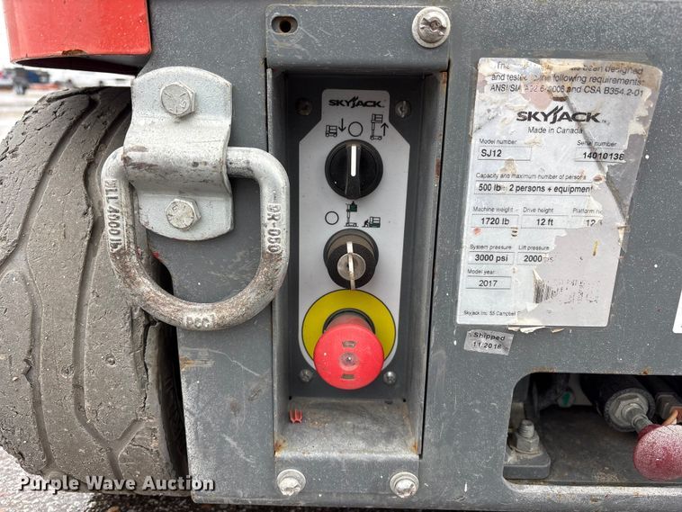 image for item FG2863 2017 SkyJack SJ12 vertical lift