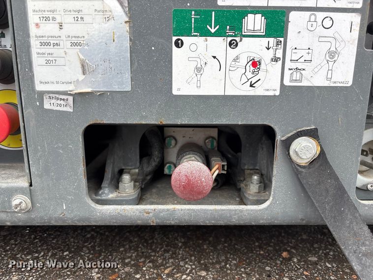 image for item FG2863 2017 SkyJack SJ12 vertical lift