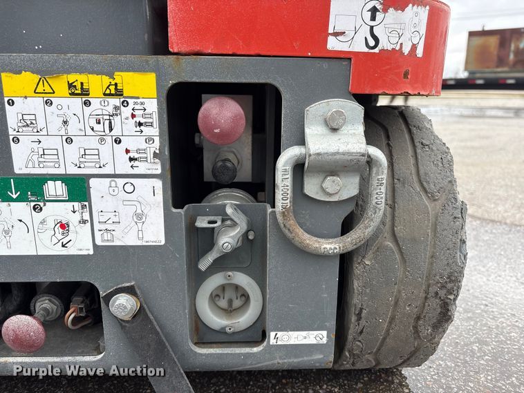 image for item FG2863 2017 SkyJack SJ12 vertical lift