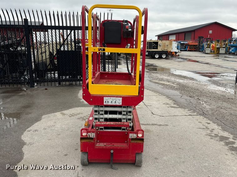 image for item FG2864 2018 MEC 1330SE scissor lift