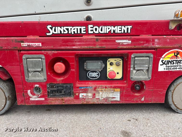 image for item FG2864 2018 MEC 1330SE scissor lift