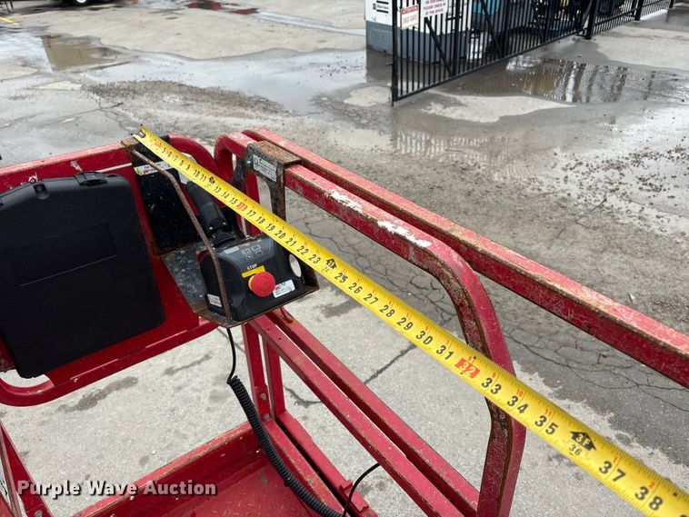 image for item FG2864 2018 MEC 1330SE scissor lift